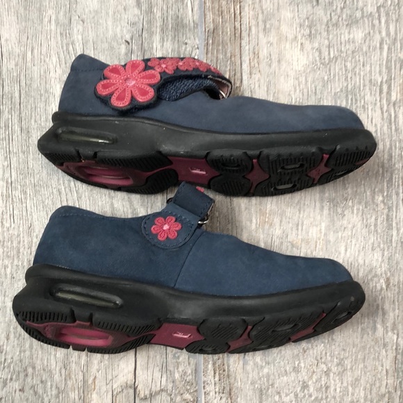 Stride Rite Mary Janes Shoes 8W - Picture 4 of 6